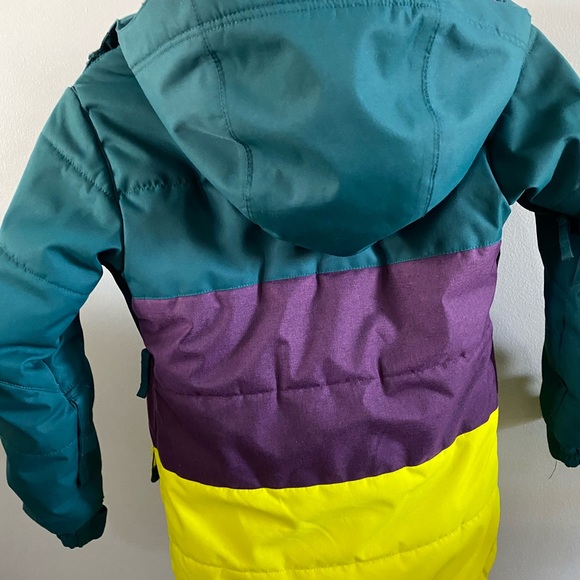 686 Girls Polly Snowboard Jacket size Small - Picture 6 of 6